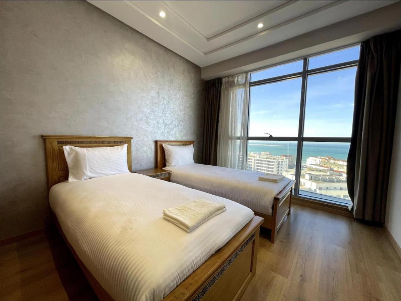 Seafront 2 Bedrooms Flat Tangier Exterior photo